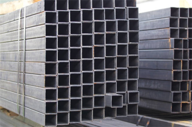 广宗<font style='color:red'>无缝方矩管</font>生产制造